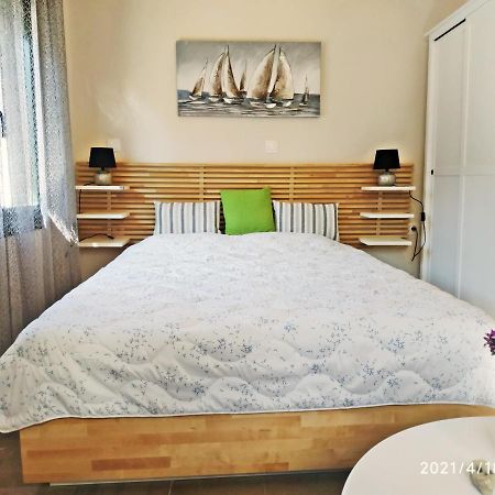 Old Harbour Apartments By Corfuescapes Gaios Bagian luar foto