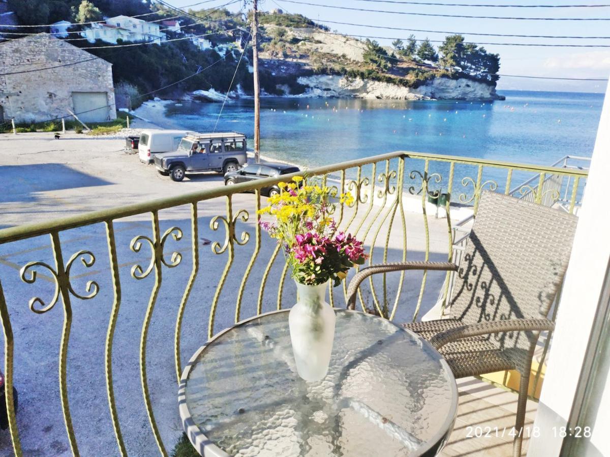 Old Harbour Apartments By Corfuescapes Gaios Bagian luar foto