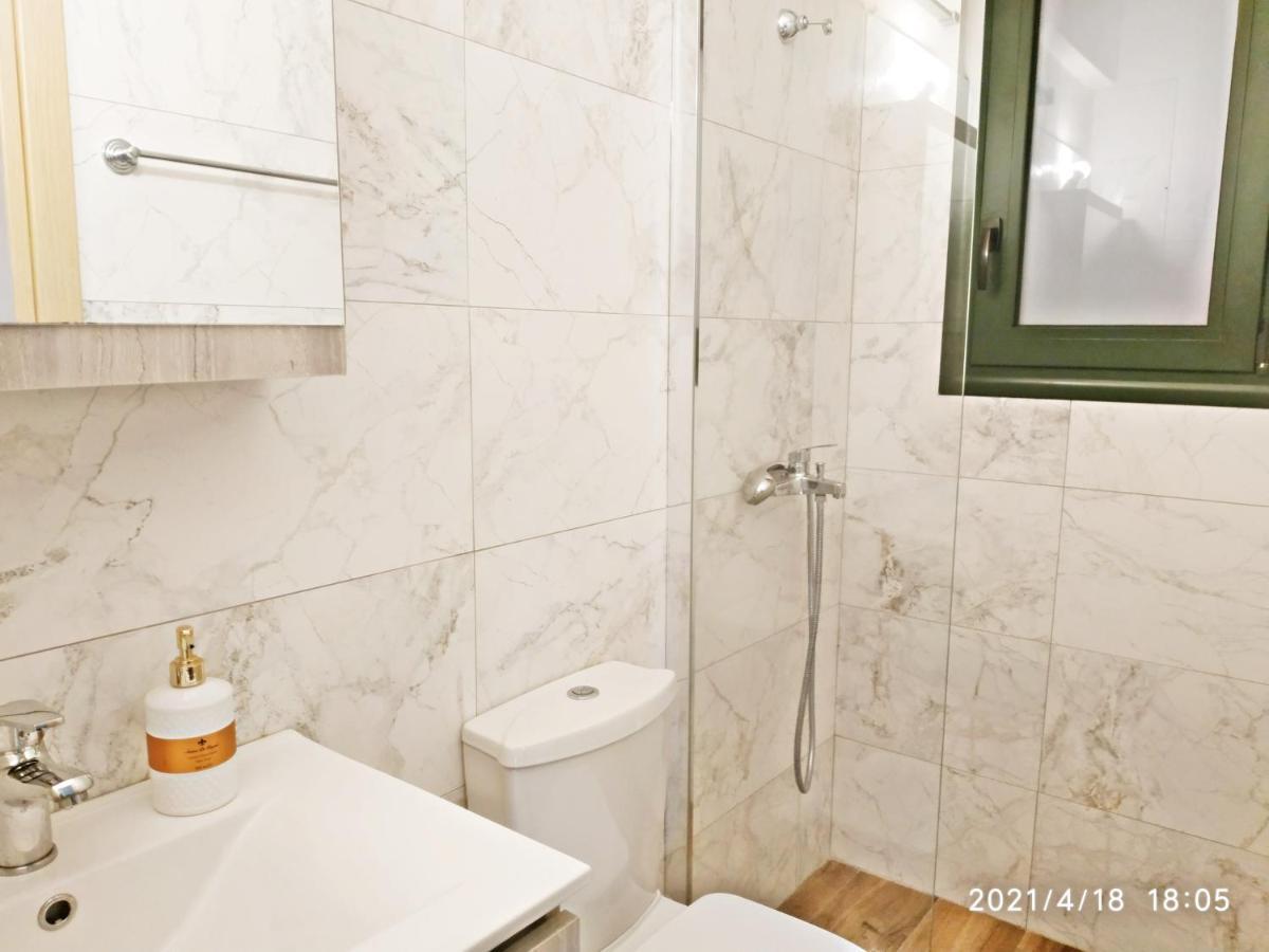 Old Harbour Apartments By Corfuescapes Gaios Bagian luar foto